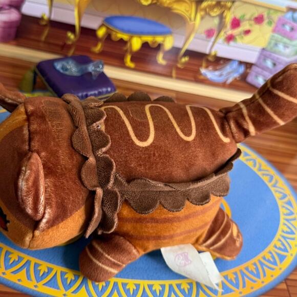 Aphmau MeeMeow | Chocolate Cake Cat Plush - Picture 7 of 7